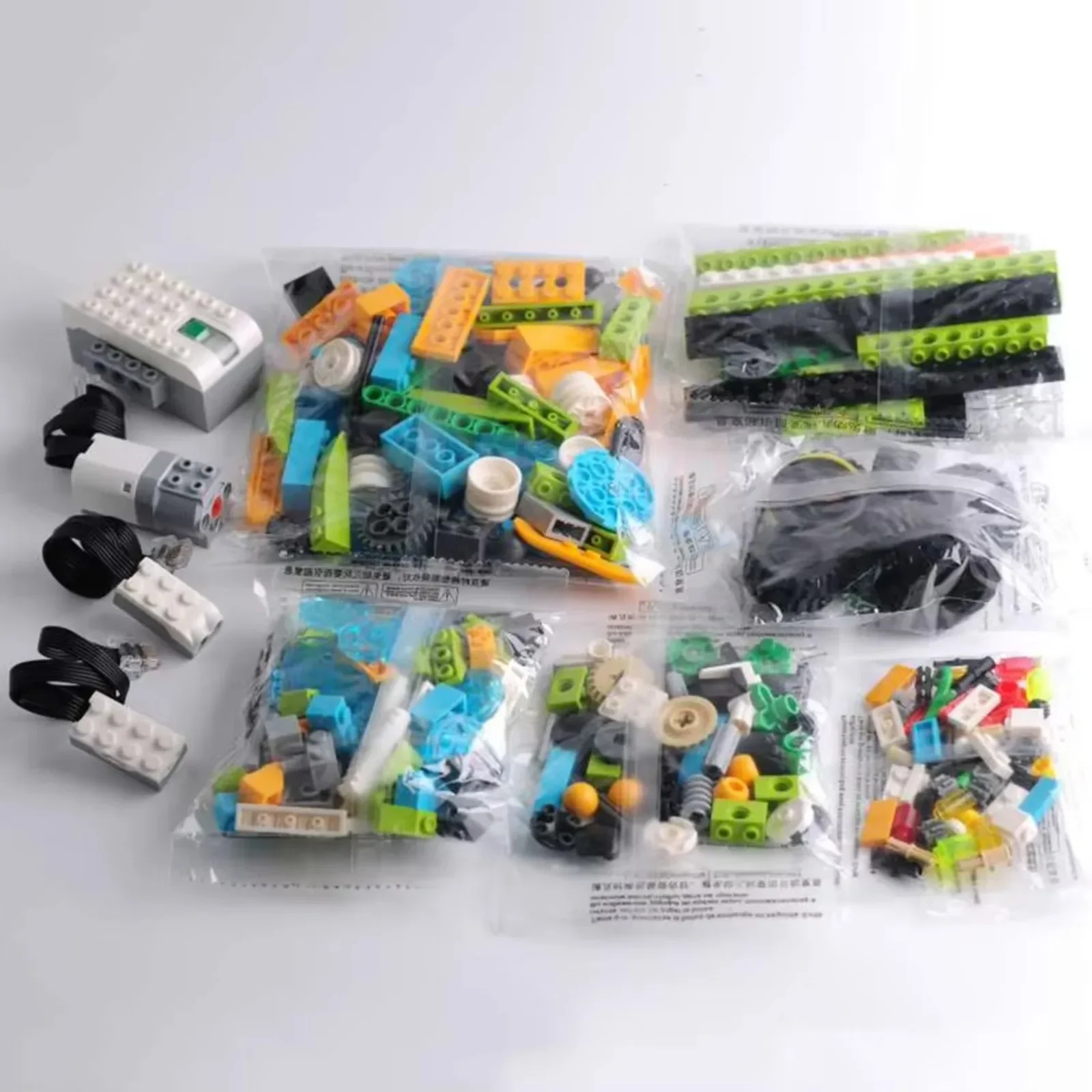 STEM We-do2.0 45300 Kit di pro - Diy Electronics For Kids recensione e prezzo